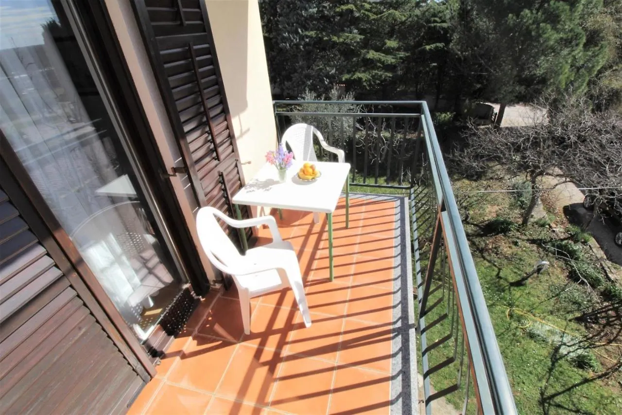 Valizza Apartments With Pool Albina 4*,  סלובניה