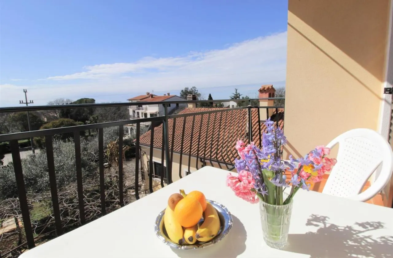 Apartments With Pool Albina Umag