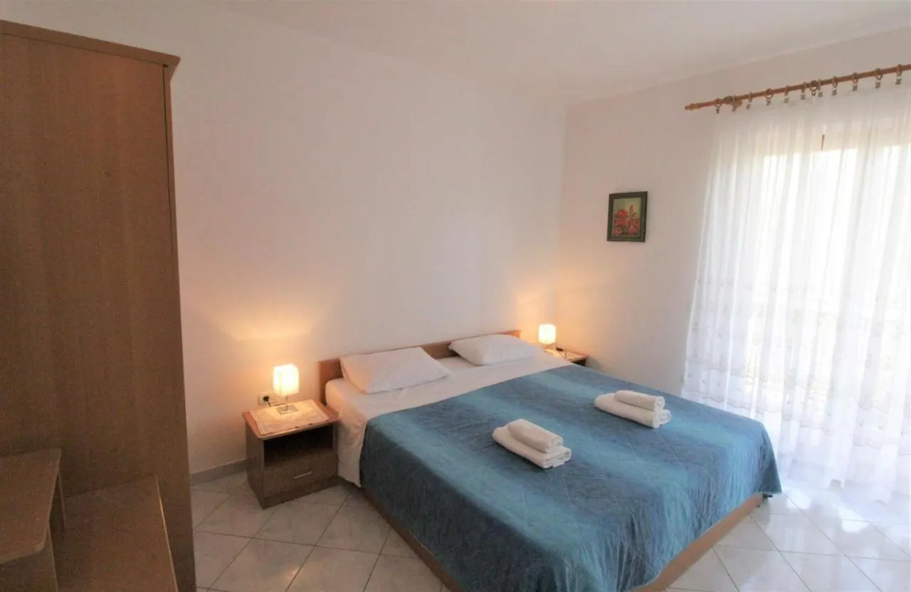 Gasthof Apartments With Pool Albina Valizza