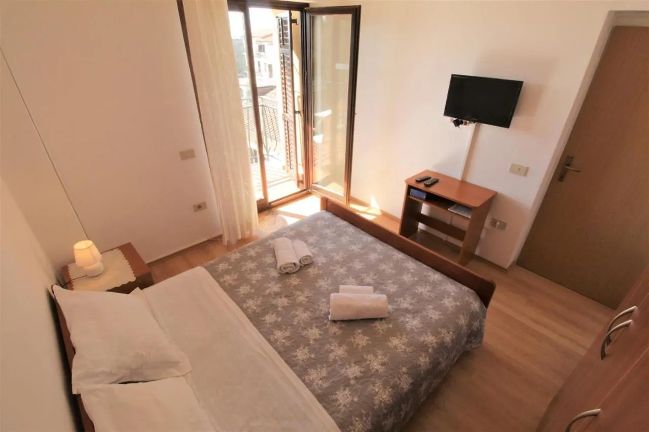 Apartments With Pool Albina Valizza Slowenien