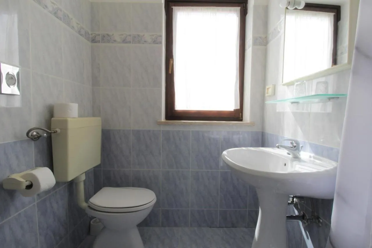 Gasthof Apartments With Pool Albina Valizza