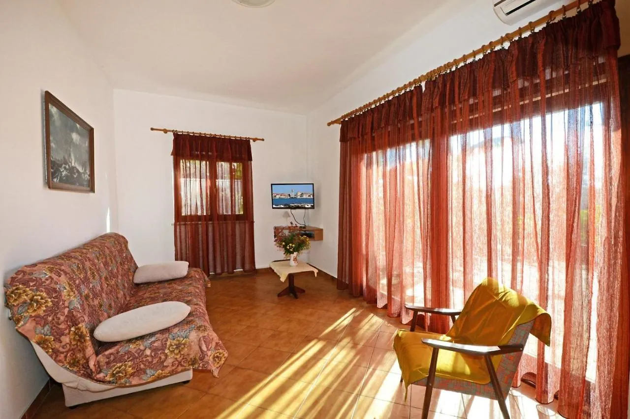 Apartments With Pool Albina Valizza Gasthof